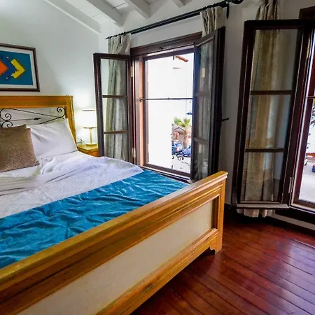 Aliye Hanim מלון